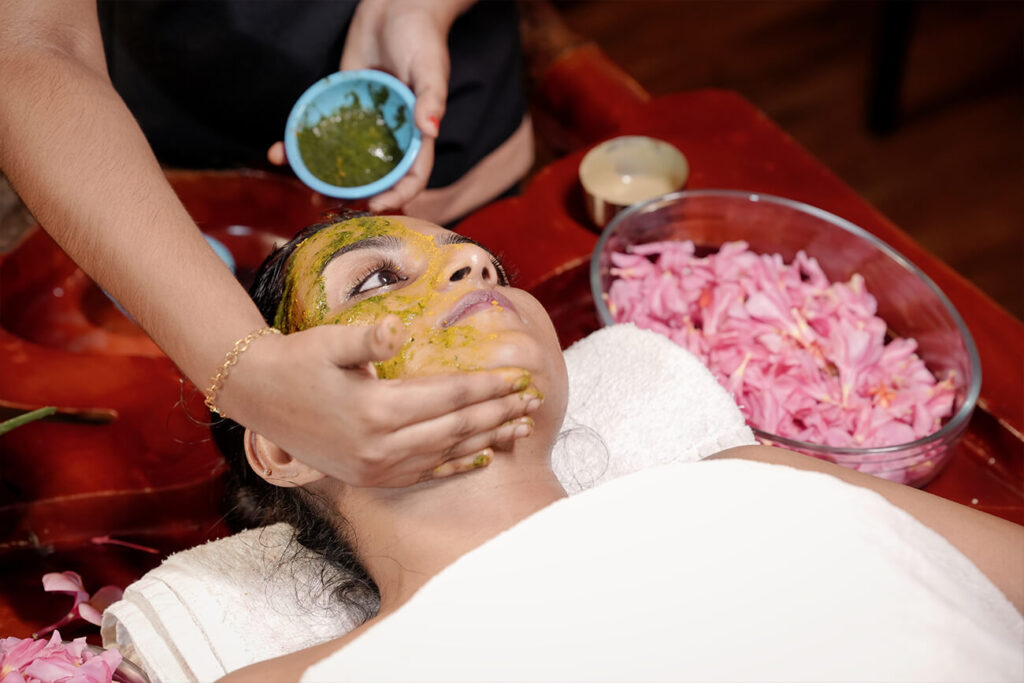 Traditional Ayurveda treatment at Akanta Resort Kerala.